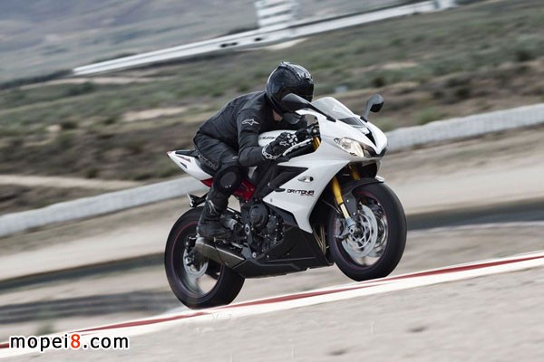 Triumph Daytona 675RĦ܇