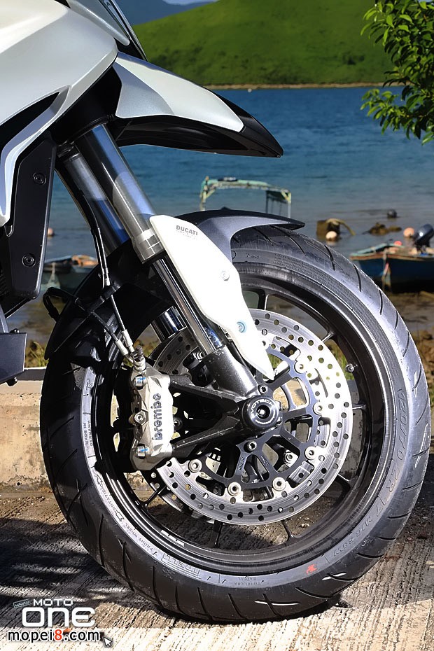 2013DUCATI HYPERSTRADAĦ܇